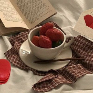 Meet your Posher, Eman